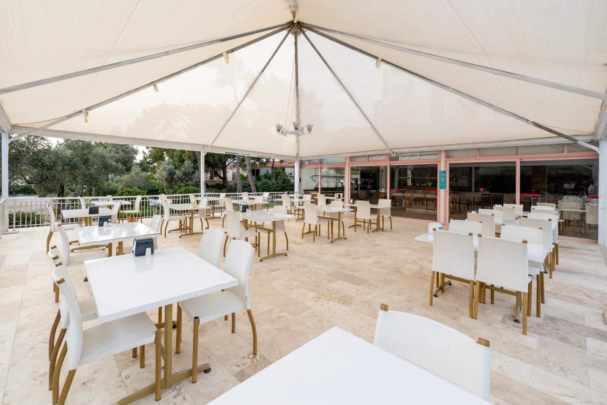 פוצ'ה Hanedan Beach Hotel מראה חיצוני תמונה