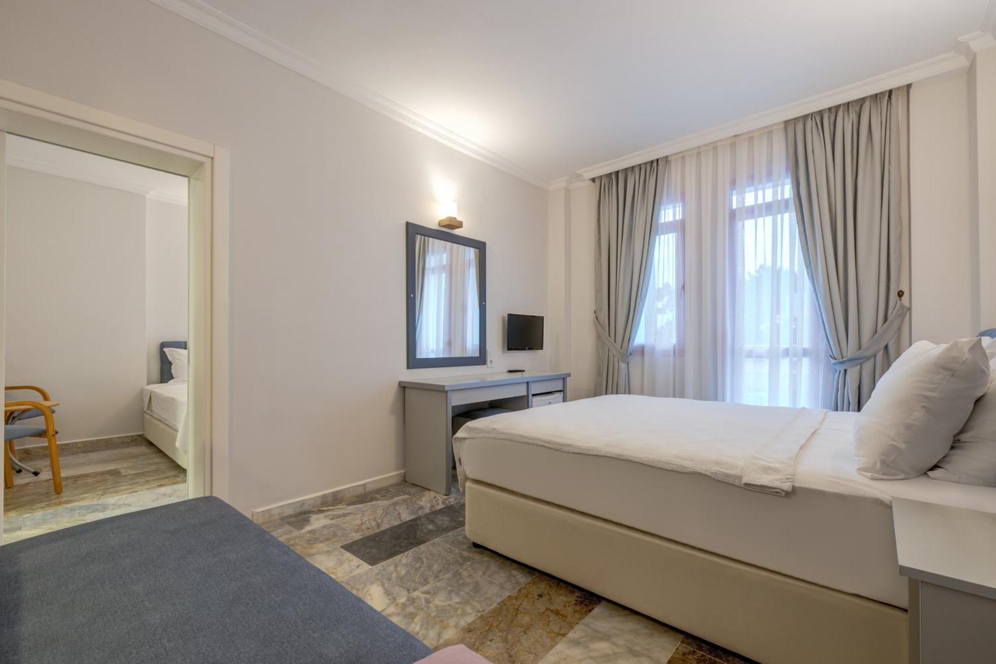 פוצ'ה Hanedan Beach Hotel מראה חיצוני תמונה