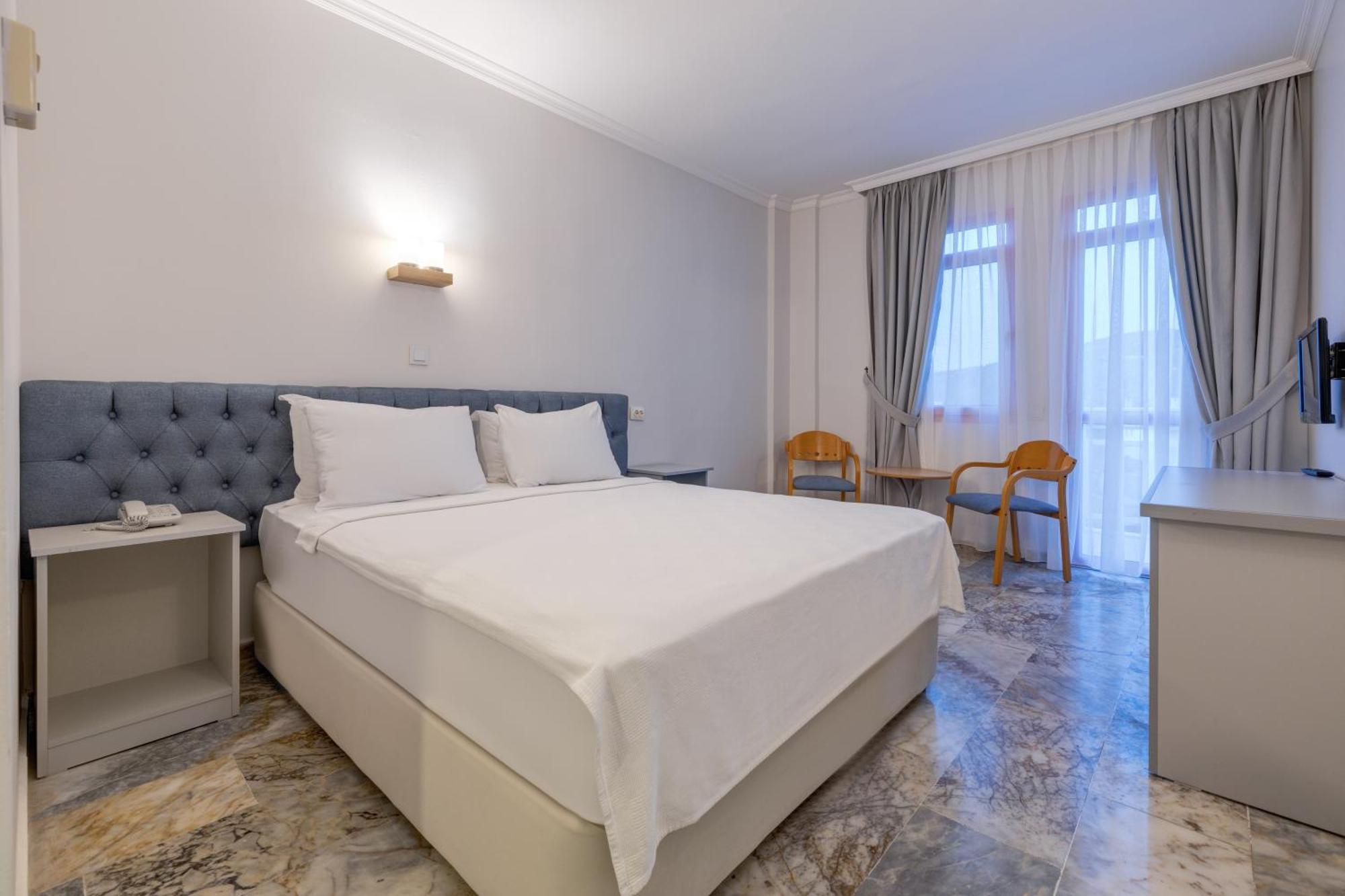 פוצ'ה Hanedan Beach Hotel מראה חיצוני תמונה