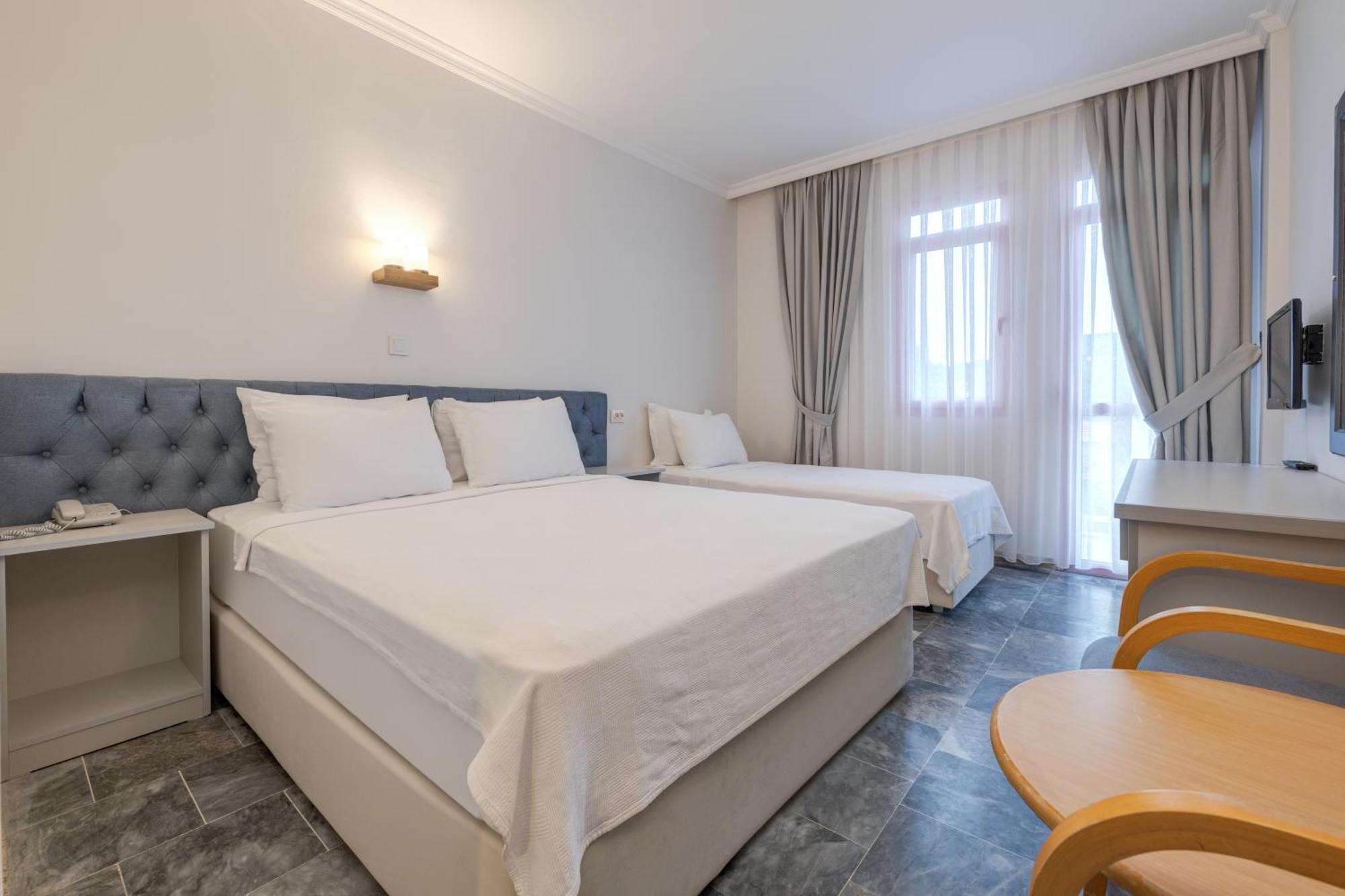 פוצ'ה Hanedan Beach Hotel מראה חיצוני תמונה