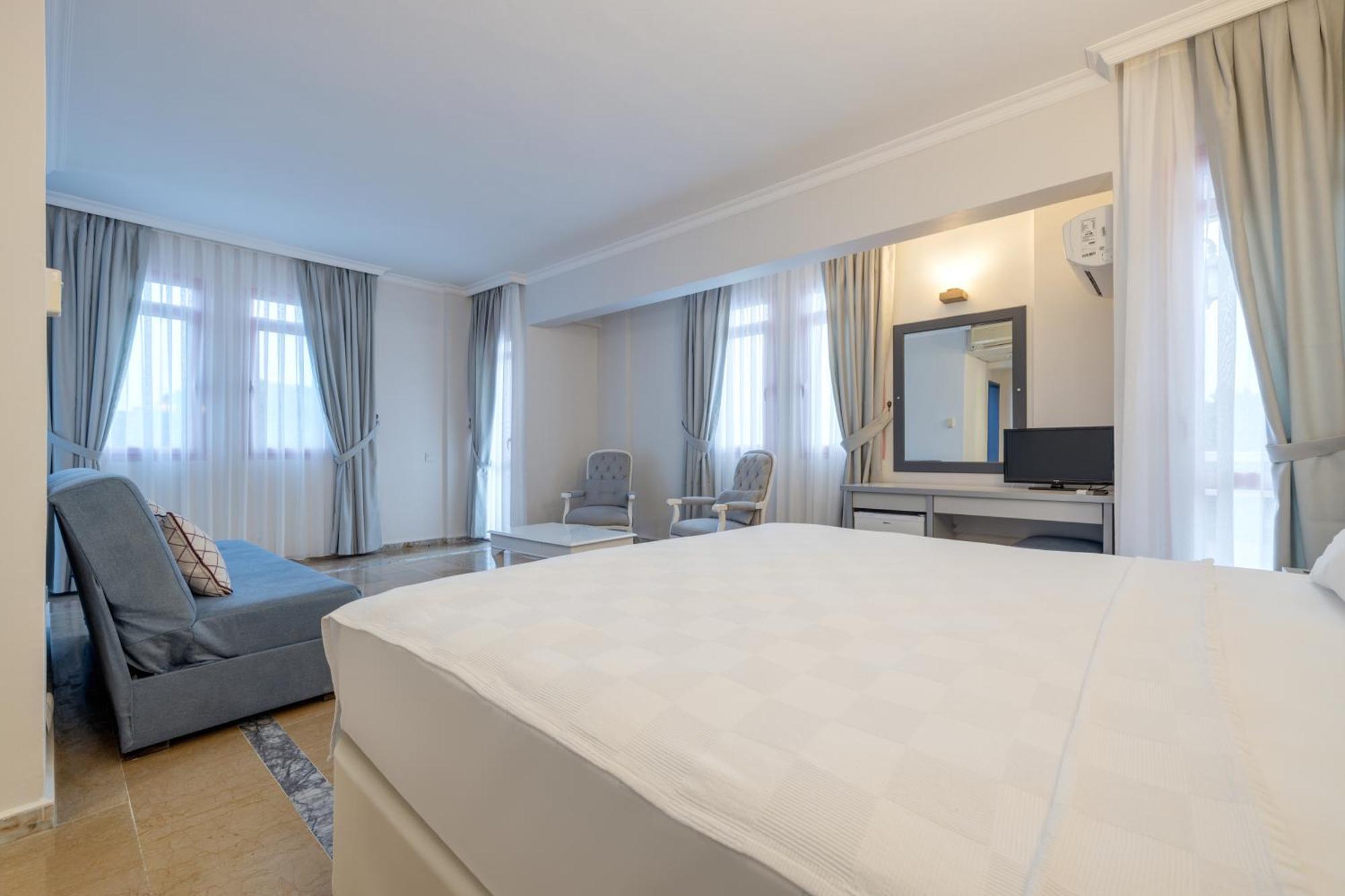 פוצ'ה Hanedan Beach Hotel מראה חיצוני תמונה