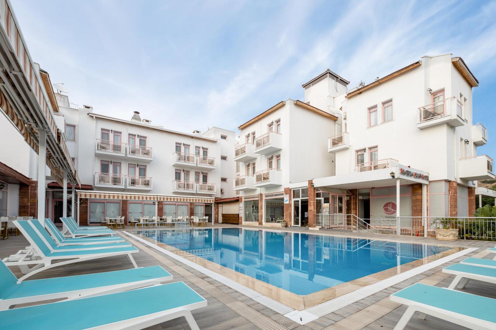 פוצ'ה Hanedan Beach Hotel מראה חיצוני תמונה